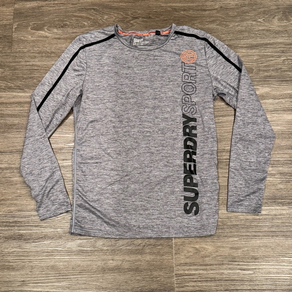 Superdry long sleeve tech shirt sz XL
